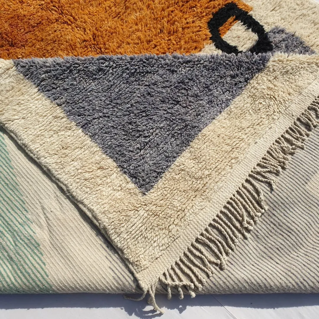 Araga | Handcrafted Moroccan Beni Mrirt Rug 9x13 Ft | Authentic Berber Soft Wool Rug | 9'61x13'25 Ft | 293x404 cm