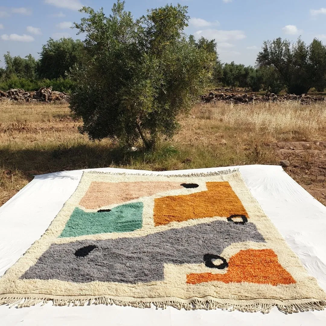 Araga | Handcrafted Moroccan Beni Mrirt Rug 9x13 Ft | Authentic Berber Soft Wool Rug | 9'61x13'25 Ft | 293x404 cm