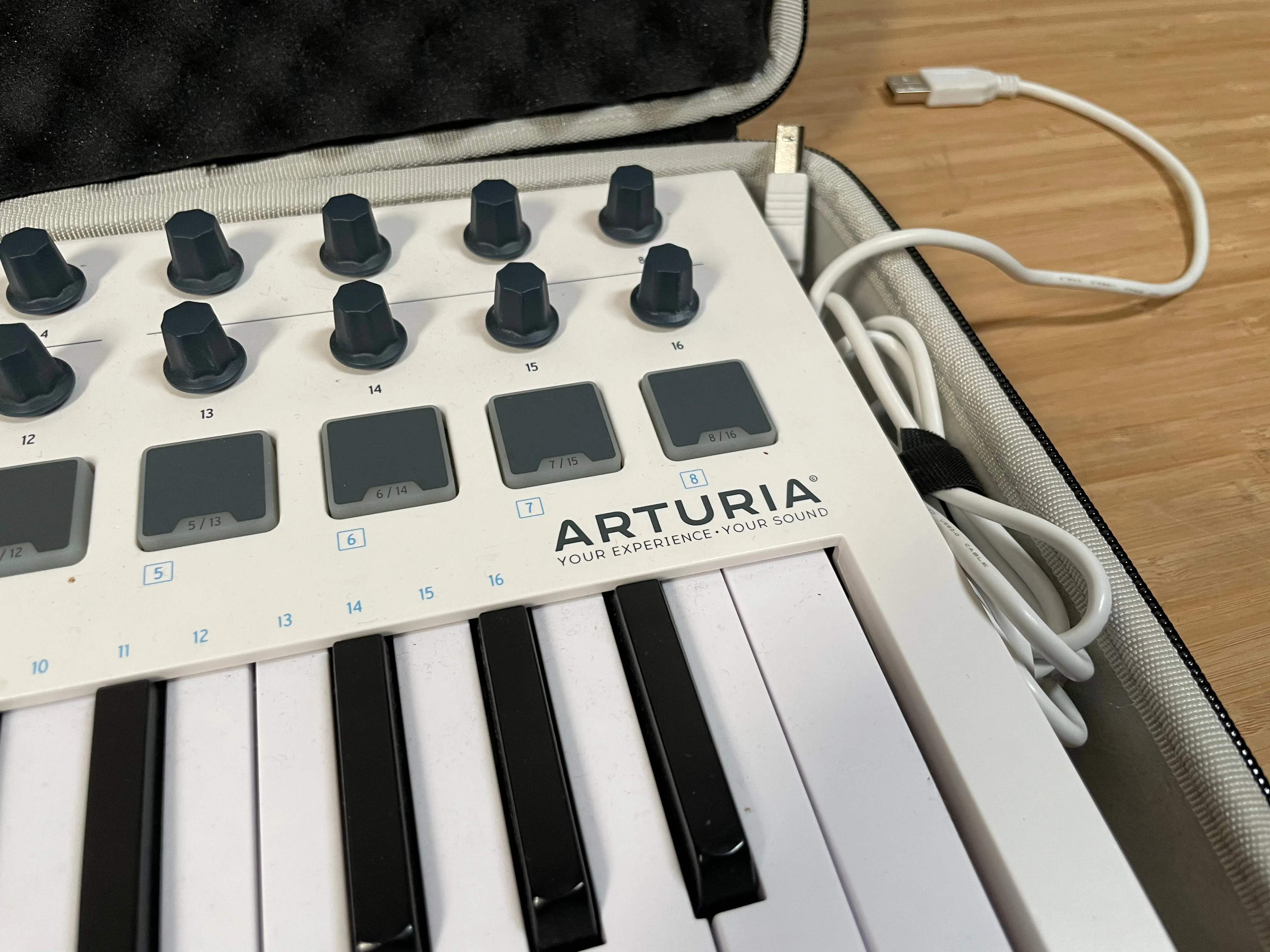 Arturia Minilab MkII with Carry Case Used