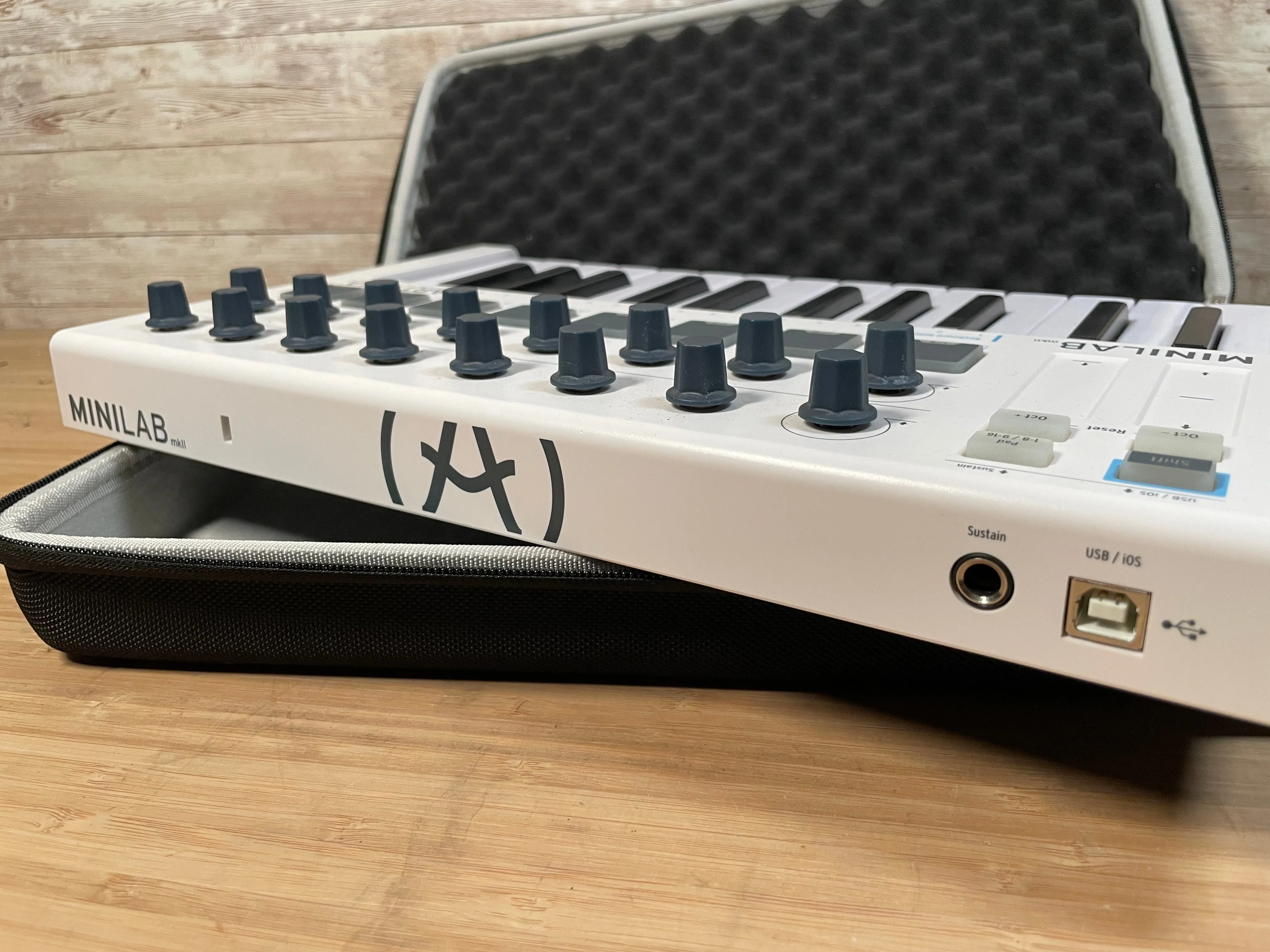 Arturia Minilab MkII with Carry Case Used