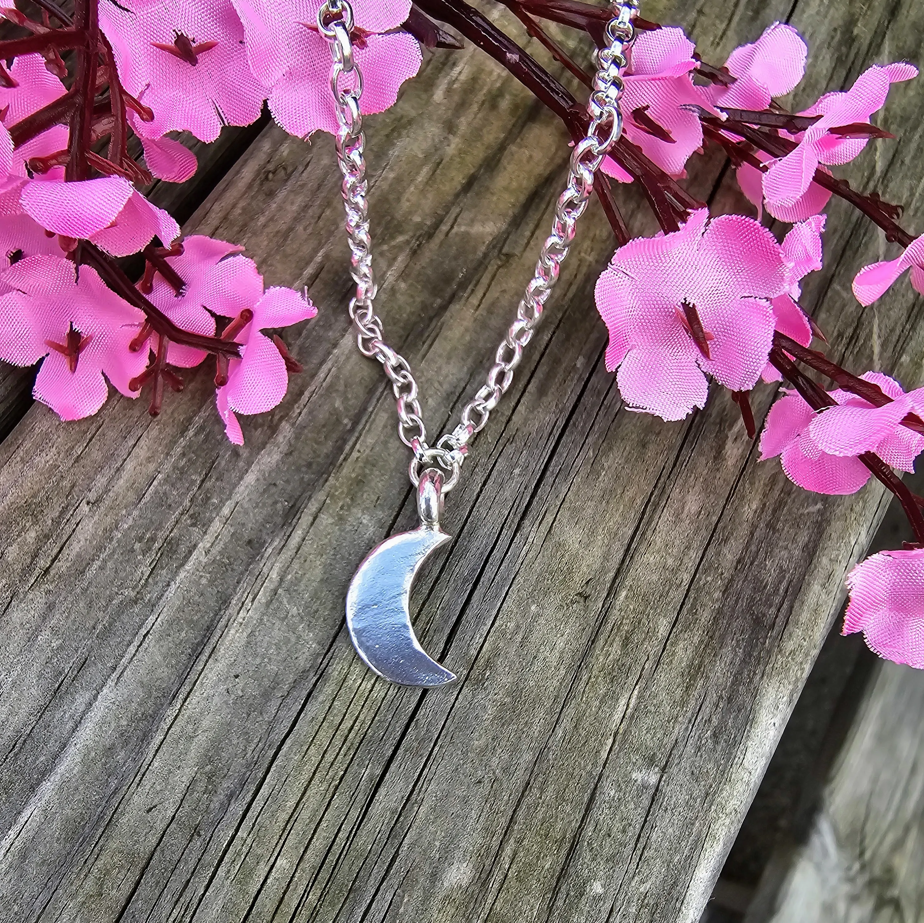 Ashes into Silver 'Crescent Moon' Belcher Necklace