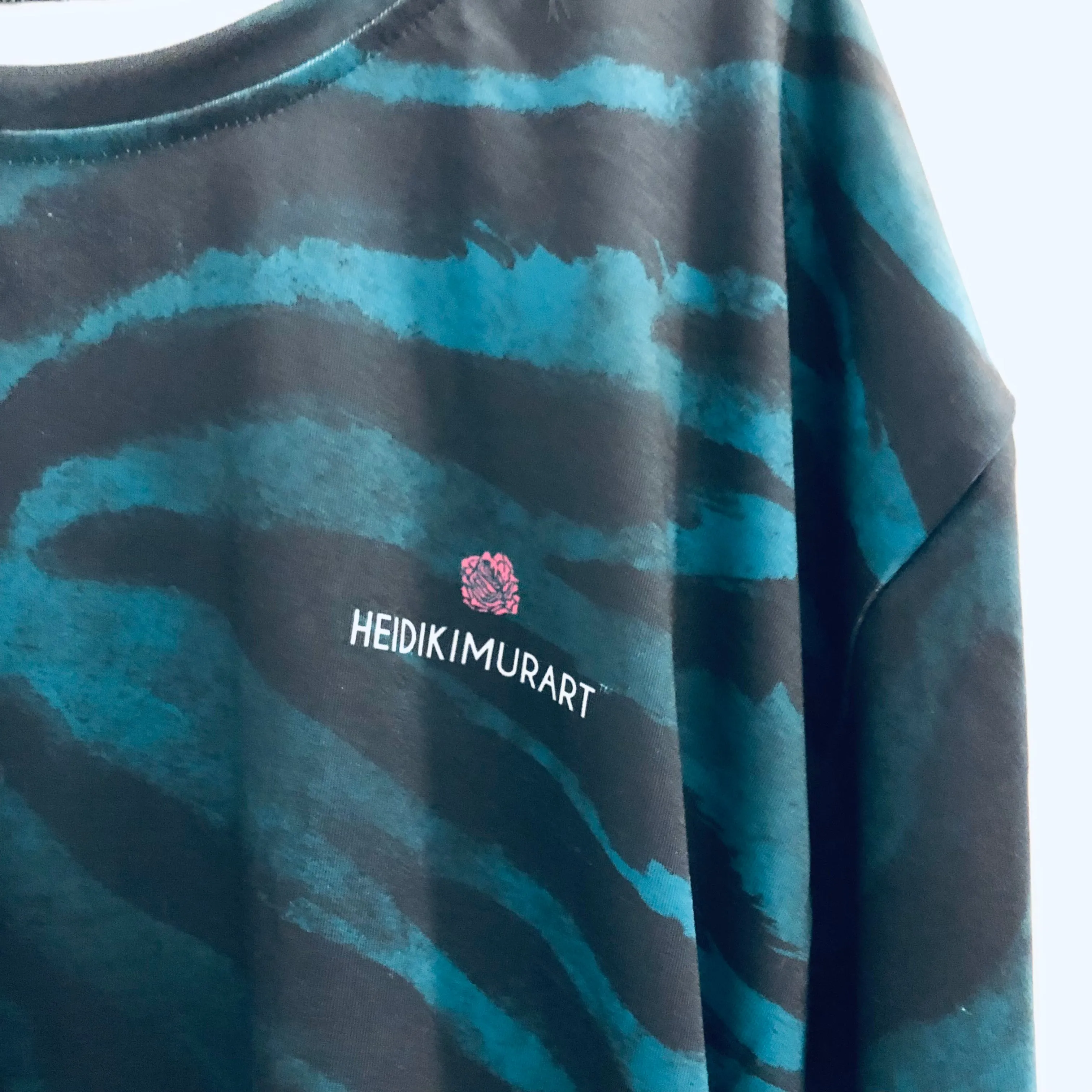Green Tiger Striped Men's T-shirt, Animal Print Luxury Tee For Men-Made in USA/EU/MX (US Size, XS-2XL)