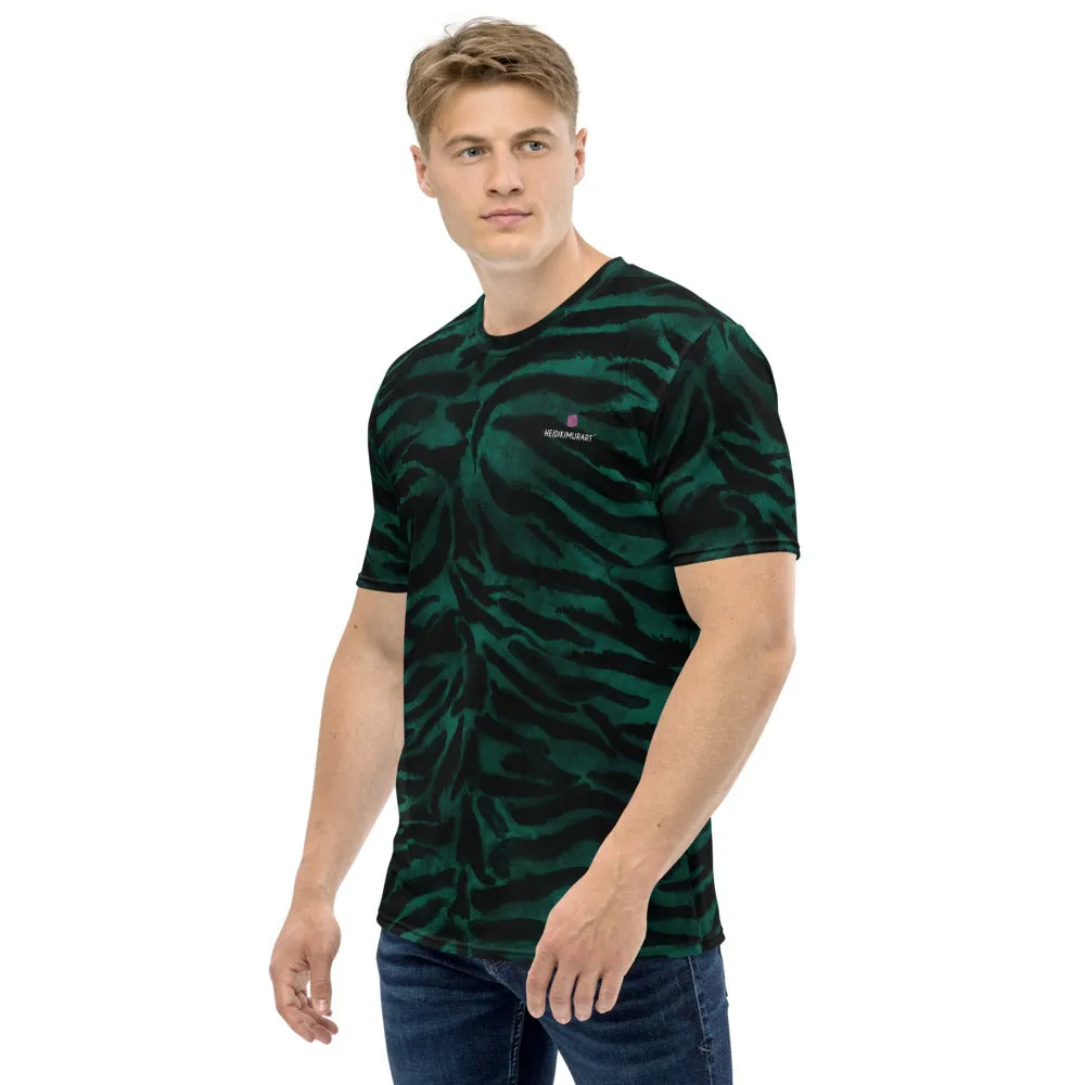 Green Tiger Striped Men's T-shirt, Animal Print Luxury Tee For Men-Made in USA/EU/MX (US Size, XS-2XL)