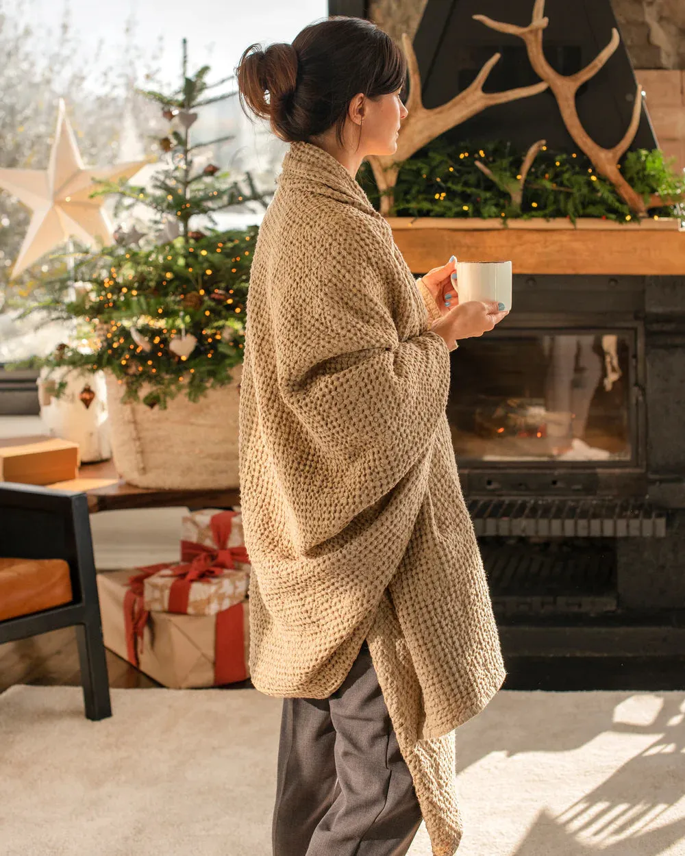 MagicLinen BEIGE WAFFLE THROW / COUCH COVER / BLANKET