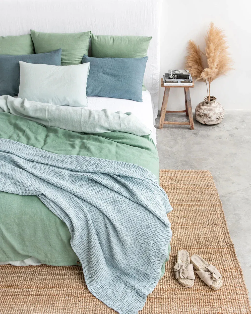 MagicLinen DUSTY BLUE WAFFLE THROW / COUCH COVER / BLANKET