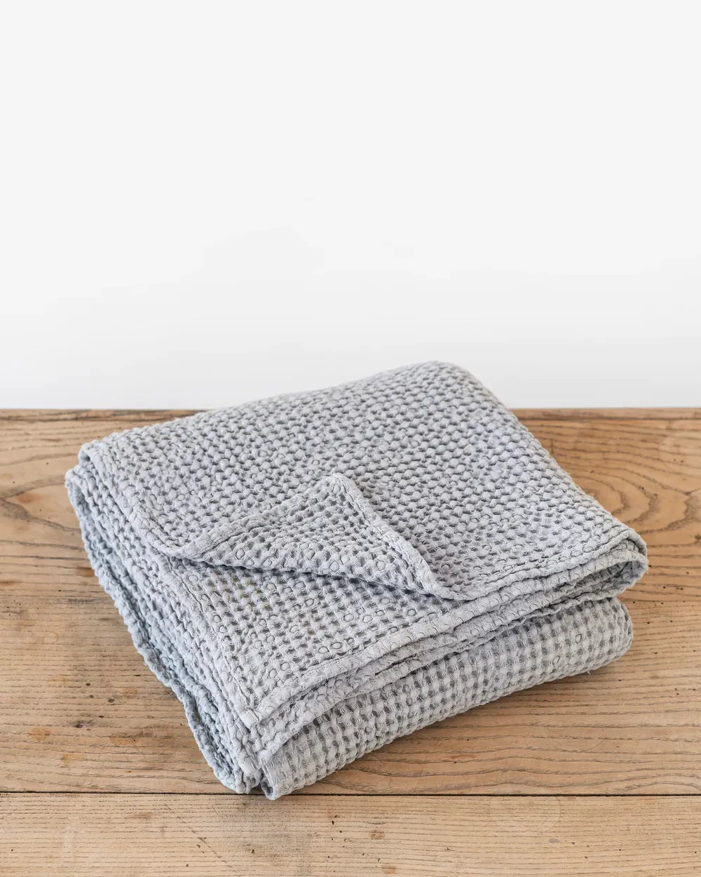 MagicLinen LIGHT GRAY WAFFLE THROW / COUCH COVER / BLANKET
