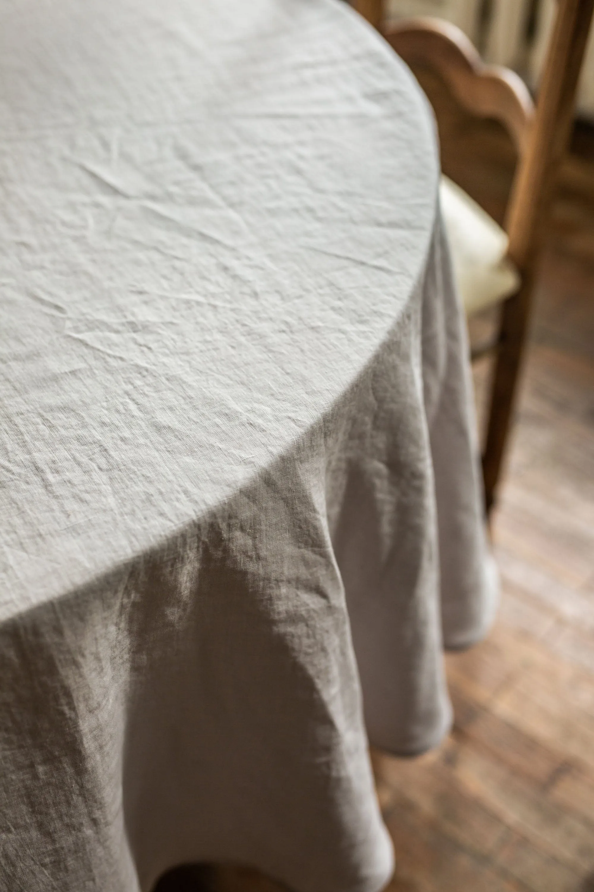 Round Linen Tablecloth | Multiple Colours