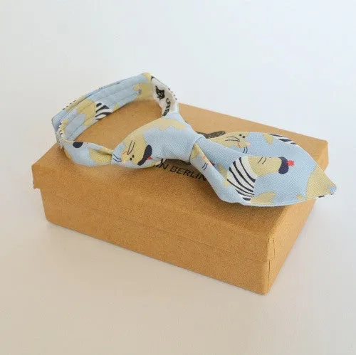 Seal Away (blue)