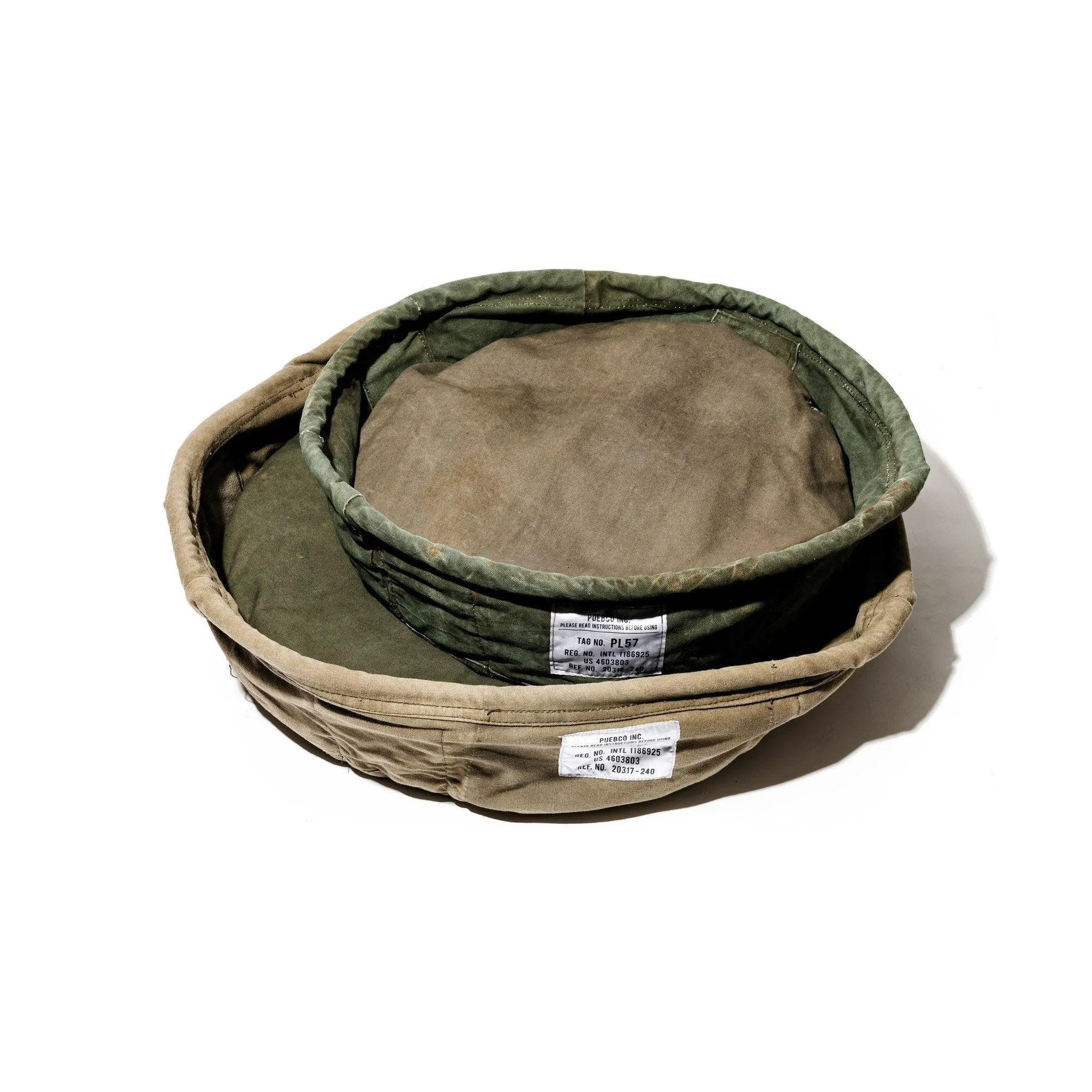 VINTAGE TENT FABRIC PET BED